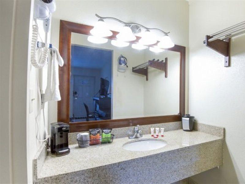 Econo Lodge Forest City Dış mekan fotoğraf