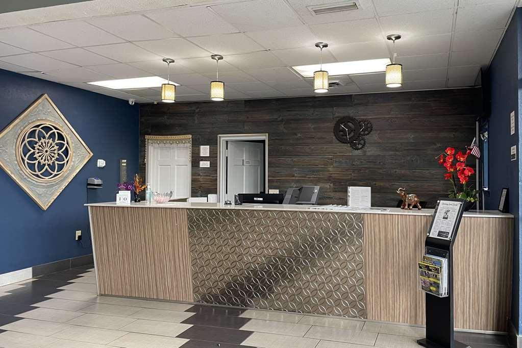 Econo Lodge Forest City İç mekan fotoğraf